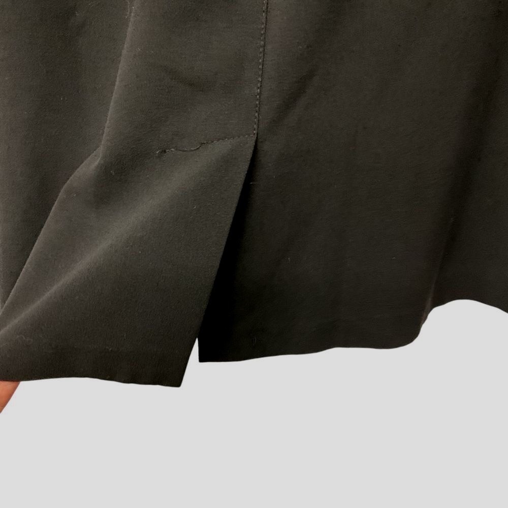 Larry Levine‎ Stretch Pencil Skirt Black Buckle Size 12 Classic Work Minimalist - Picture 8 of 16